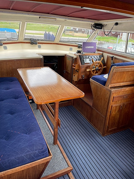 Marex 32 5 of 5
