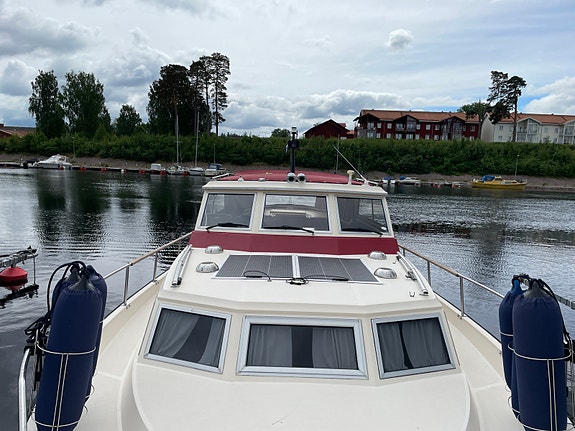 Marex 32 3 of 5