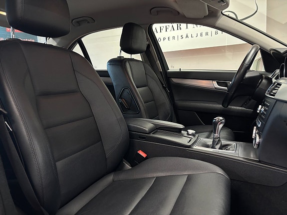 Mercedes-Benz CLC180 14 of 24