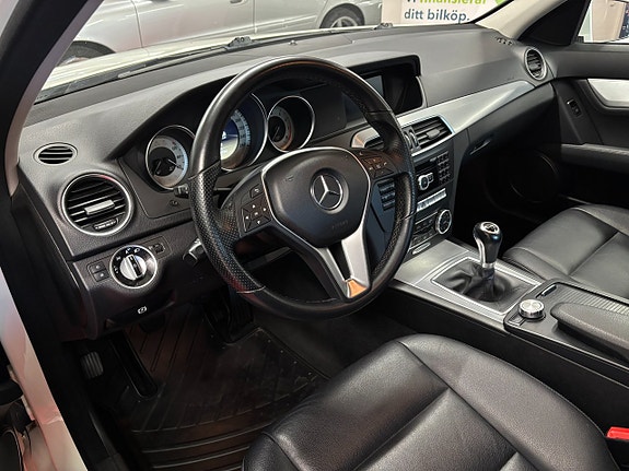 Mercedes-Benz CLC180 10 of 24