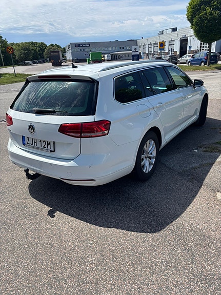 Volkswagen Passat 4 of 5