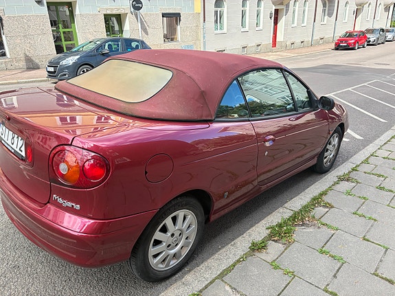 Renault Megane I 2 of 5