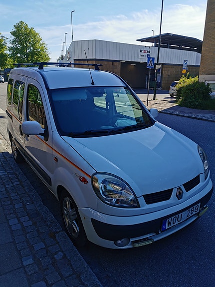 Renault Kangoo Express 2 of 5