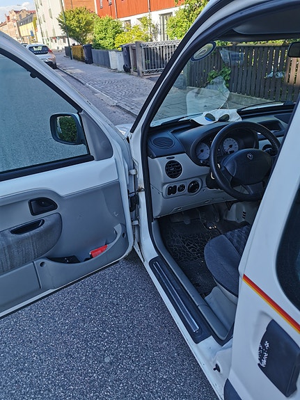 Renault Kangoo Express 4 of 5