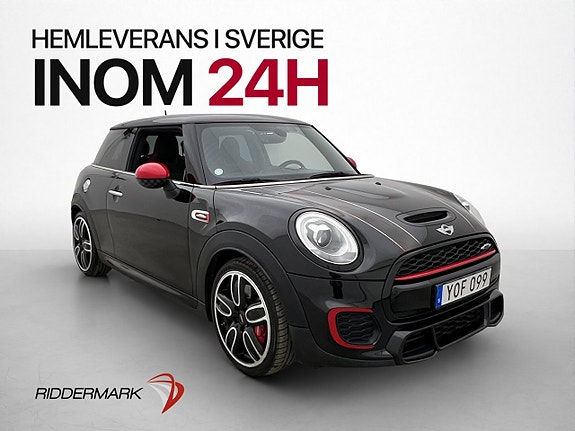 MINI John Cooper Works 2 of 5