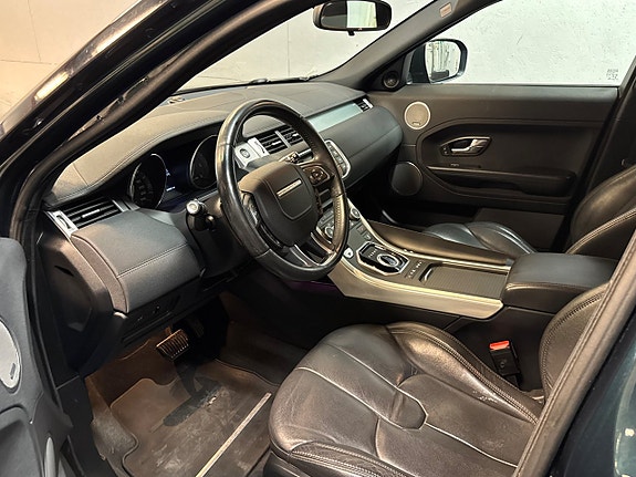 Land Rover Range Rover Evoque 30 of 30
