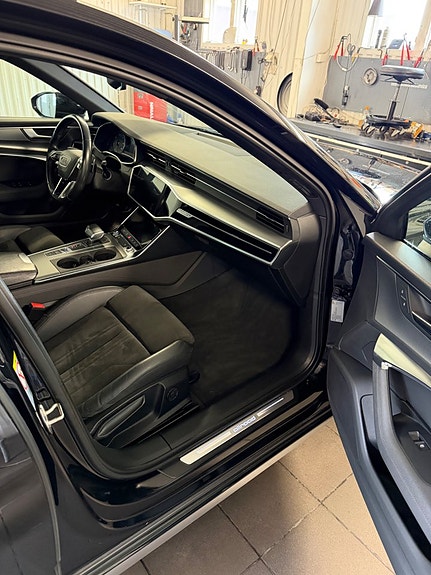 Audi A6 allroad 18 of 22