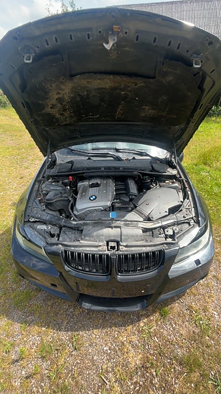 BMW 325i 11 of 11