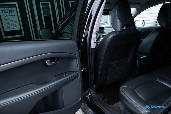 Volvo XC70 18 of 20