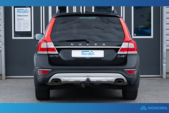 Volvo XC70 4 of 5