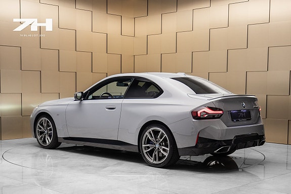 BMW M240i 3 of 5