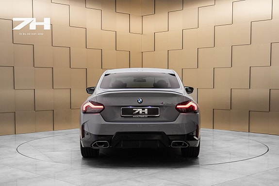 BMW M240i 4 of 5