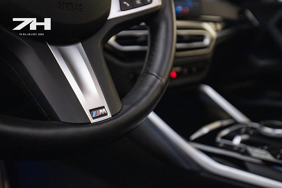 BMW M240i 10 of 24