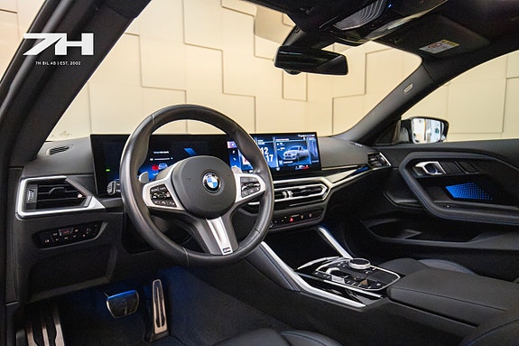 BMW M240i 9 of 24