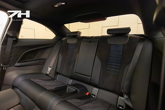 BMW M240i 18 of 24