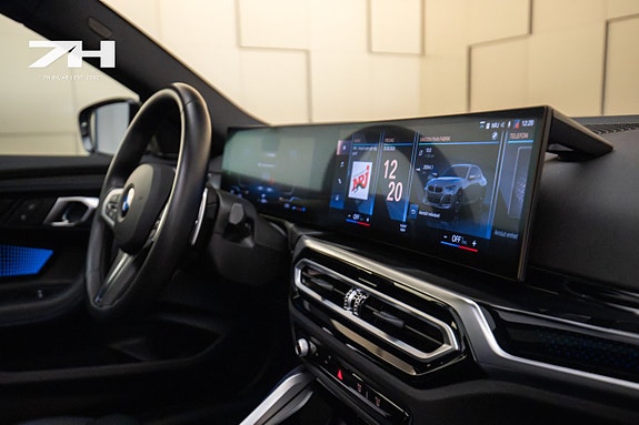 BMW M240i 16 of 24