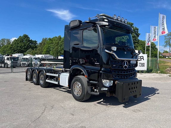 Mercedes Arocs 3251 Tridem Lastväxlare, Fullt Plogutrustad 5 of 5