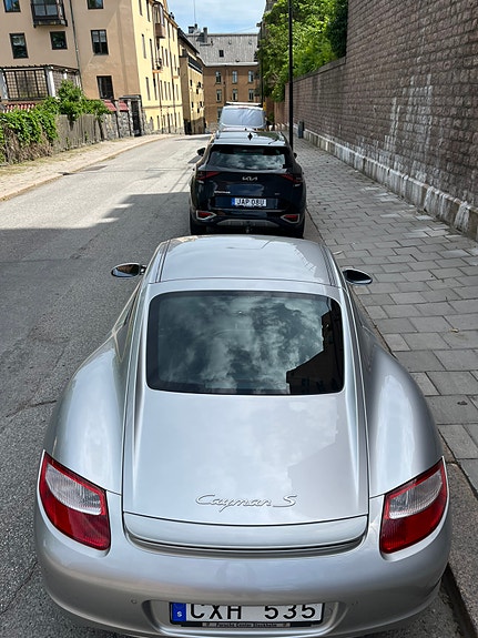 Porsche Cayman S 5 of 5