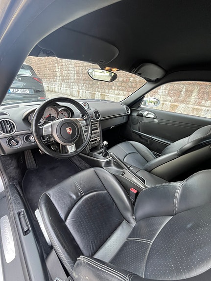 Porsche Cayman S 8 of 23