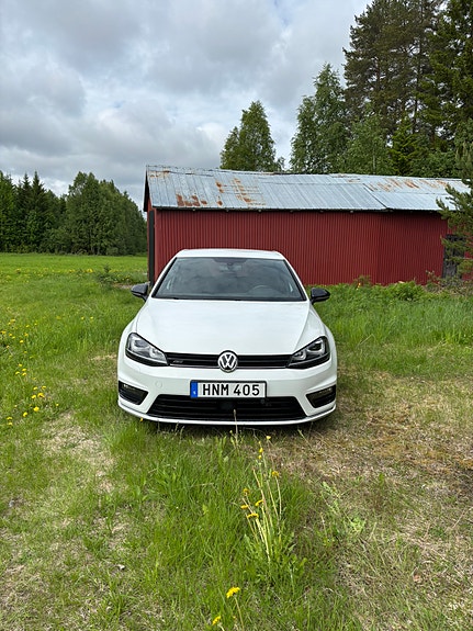 Volkswagen Golf VII 3 of 5