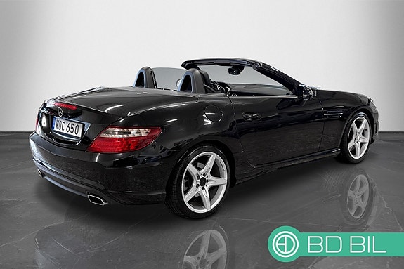 Mercedes-Benz SLK200 7 of 29