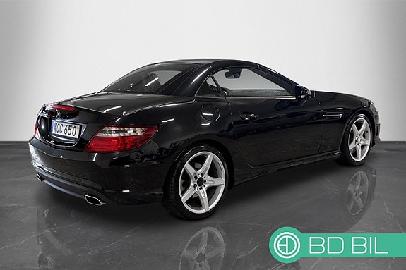 Mercedes-Benz SLK200 8 of 29