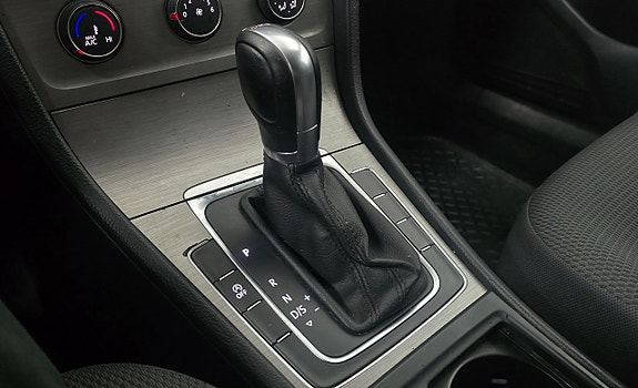 Volkswagen Golf I 8 of 13