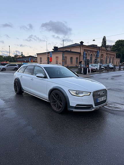 Audi A6 allroad 5 of 5