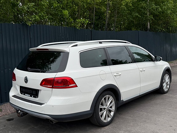Volkswagen Passat Alltrack 5 of 5