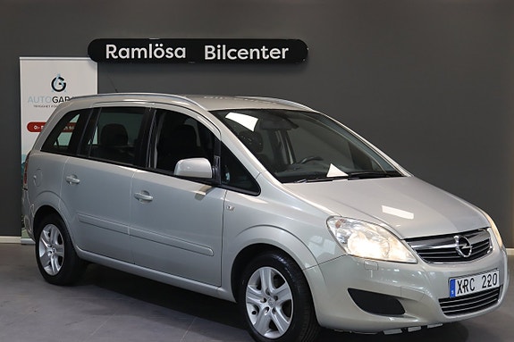 Opel Zafira 3 of 5