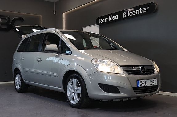 Opel Zafira 4 of 5