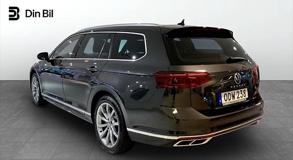 Volkswagen Passat 3 of 5