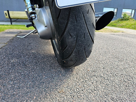 Honda VTX1800C 4 of 5