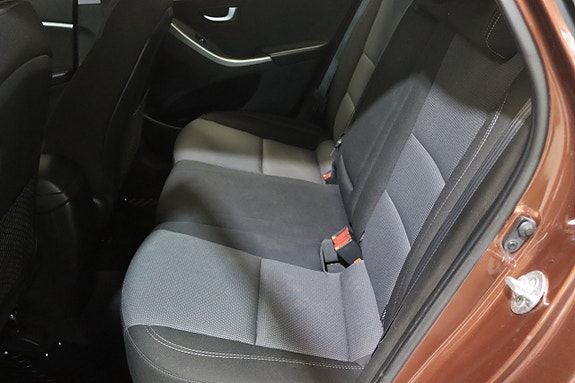 Hyundai i30 15 of 18