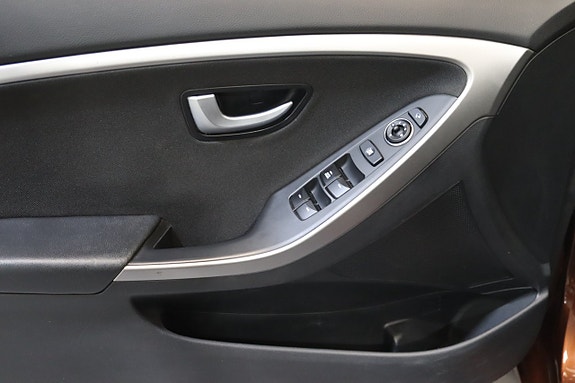 Hyundai i30 17 of 18