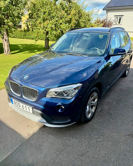 BMW X1 2 of 11