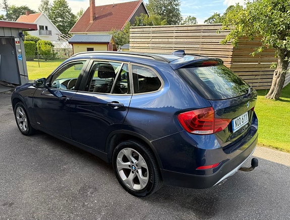 BMW X1 4 of 11