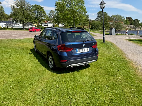BMW X1 4 of 5