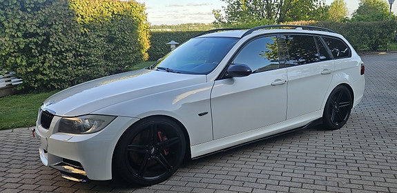 BMW 335Xi 5 of 11