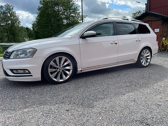 Volkswagen Passat 3 of 5