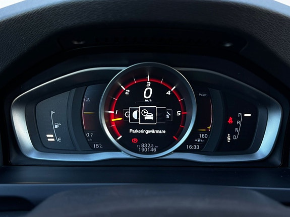 Volvo V60 Cross Country 20 of 30