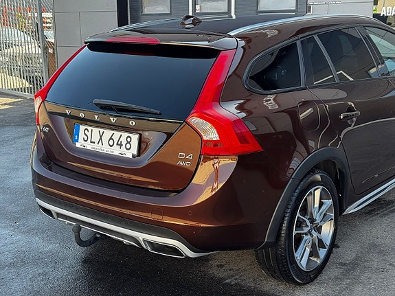 Volvo V60 Cross Country 10 of 30