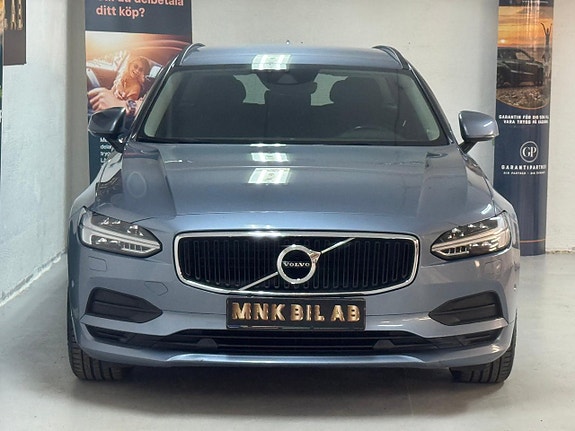 Volvo V90 2 of 5