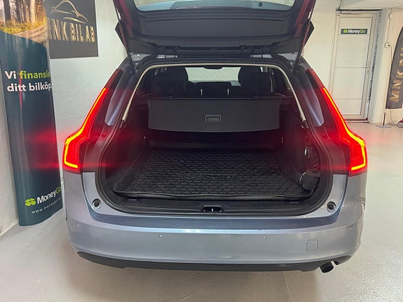Volvo V90 21 of 23
