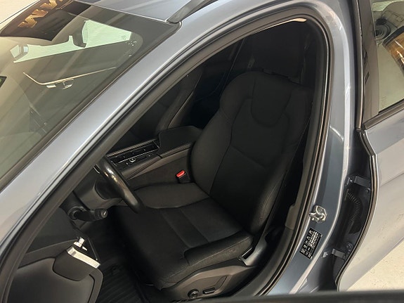 Volvo V90 9 of 23