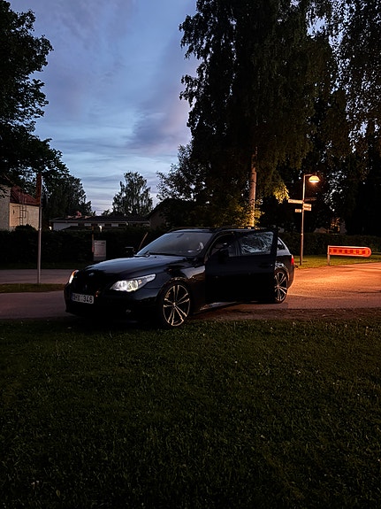BMW 530d 5 of 5