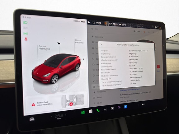 Tesla Model Y 23 of 30