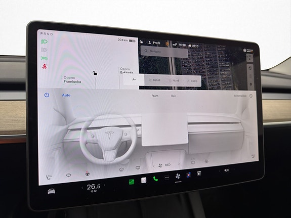 Tesla Model Y 25 of 30