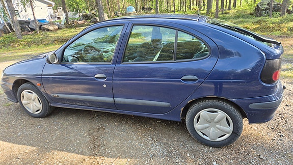 Renault Megane I 3 of 5