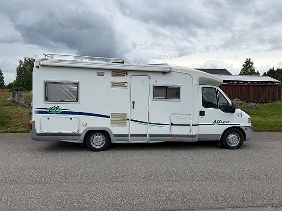Chausson Allegro 69 Ny Bes-Gasoltestad-Stora kylen-Ac bildelen-Gasol Ugn